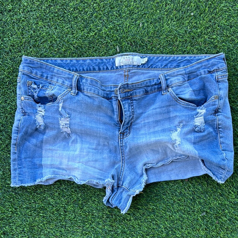 Torrid Blue Distressed Jean Shorts - Picture 1 of 3